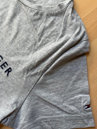 Camiseta Tommy Hilfiger Gris Talla S