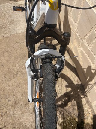 Bicicleta infantil Btwin blanca