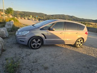 Ford S-MAX 2011