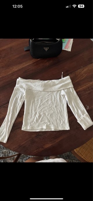 Borsa sorpresa con abbigliamento verde