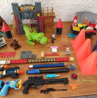 LOTE DE 65 GIOCHI IN BUONE CONDIZIONI