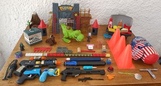 LOTE DE 65 GIOCHI IN BUONE CONDIZIONI