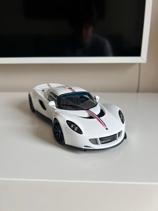 Hennessey Venom GT AutoArt 1/18 de segunda mano por 220 EUR en