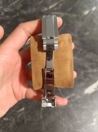Reloj Seiko Automático Esfera Chocolate 39mm