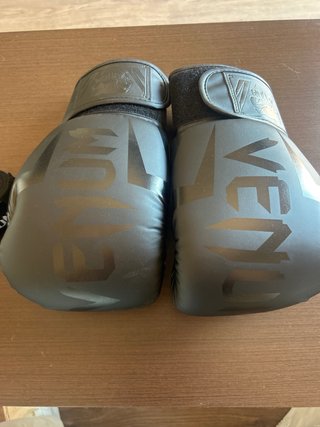 Guantes Boxeo Venum Negros + Vendas+Bucal