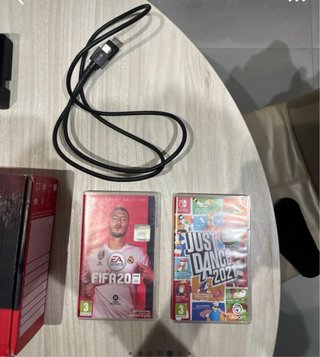 Nintendo Switch + Mando Pro + Juegos