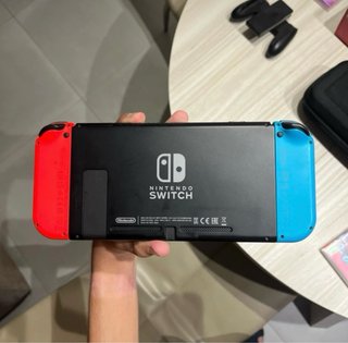 Nintendo Switch + Mando Pro + Juegos