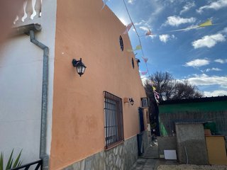 Chalet campo o permuta  en la costa Málaga