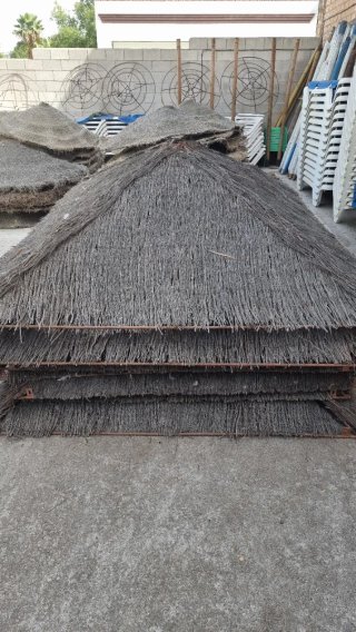 Sombrillas Esparto y Cañizo