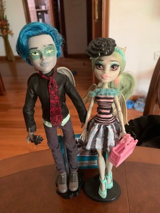 Muñecas Monster High Rochelle y Garrot Scaris