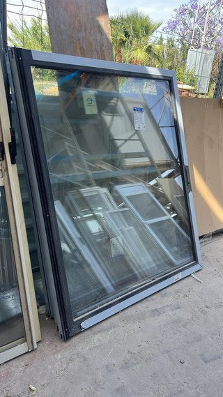 Ventana PVC Gris Mate