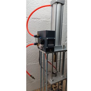 Máquina de Injeção Plástico Pneumática