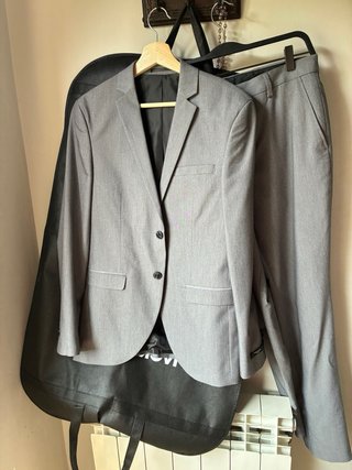 Traje Jack & Jones Talla 46 gris
