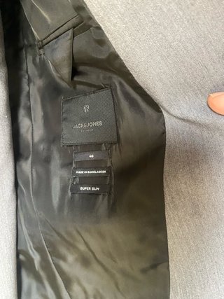 Traje Jack & Jones Talla 46 gris