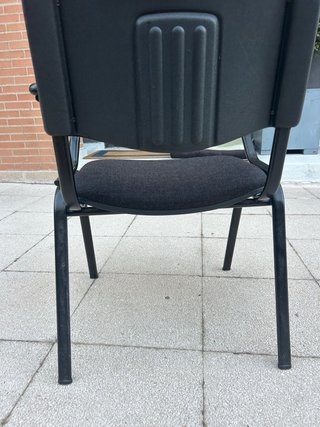 Silla de oficina con brazos de cuero