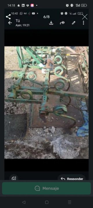 Sembradora 2 cultivadores y vertedera muelle