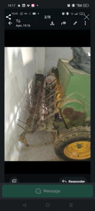 Sembradora 2 cultivadores y vertedera muelle