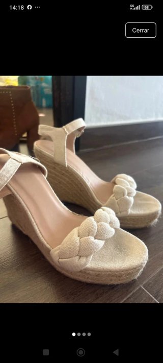 Sandalias cuña beige trenzadas