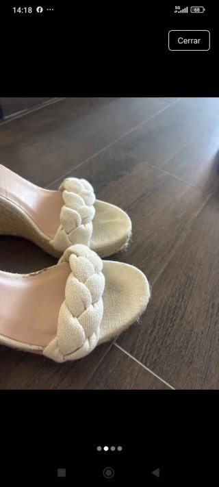 Sandalias cuña beige trenzadas