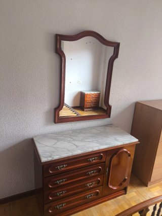 Muebles de habitación clásicos de madera