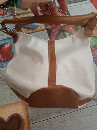 Borsa Shiseido bianca e cuoio