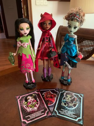 Muñecas Monster High Scarily Ever After