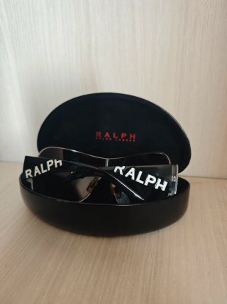 Gafas de sol Ralph Lauren negras y plateadas
