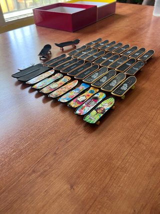 Lote Fingerboards / Mini Skates + Recambios