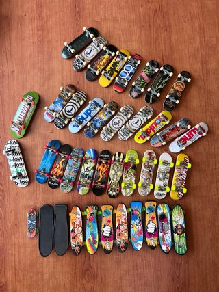 Lote Fingerboards / Mini Skates + Recambios
