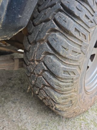 Llantas Nissan