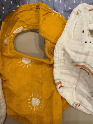 Lote 5 Baberos John Lewis