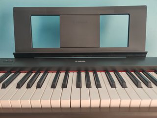 Piano Yamaha NP-12 Piaggero