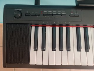 Piano Yamaha NP-12 Piaggero