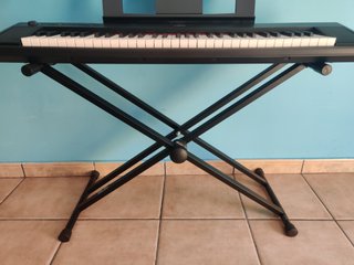 Piano Yamaha NP-12 Piaggero