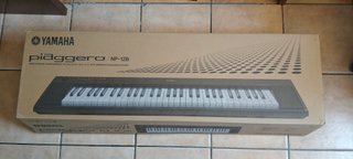 Piano Yamaha NP-12 Piaggero