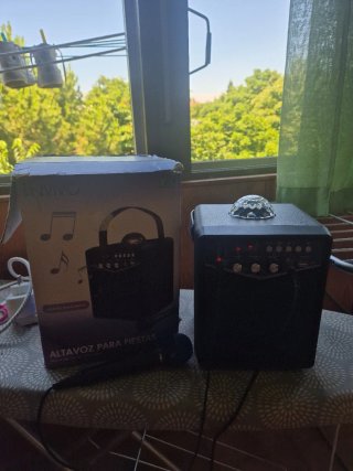 Altavoz Envivo con luces y micro