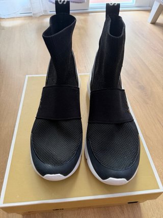 Zapatos Michael Kors Mujer Talla 40.