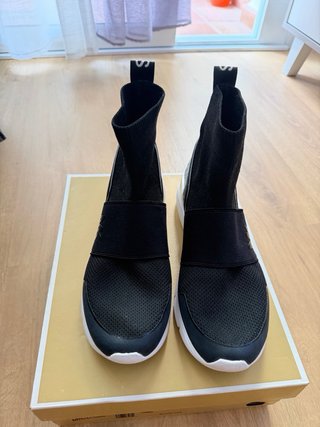 Zapatos Michael Kors Mujer Talla 40.