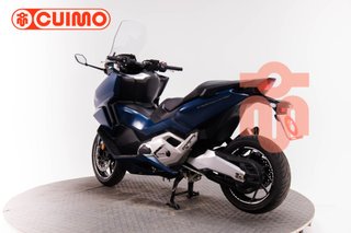 HONDA FORZA 750