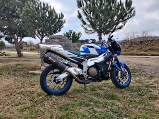 Aprilia Tuono V2 RSV Naked Azul/Blanco