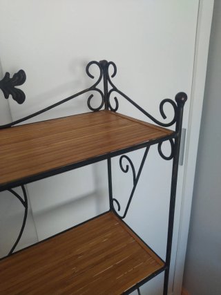 Estantería forja y bambú