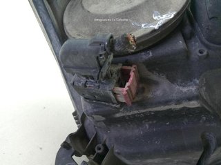 Opel 20824402 24451032 faro izquierdo astra h a04