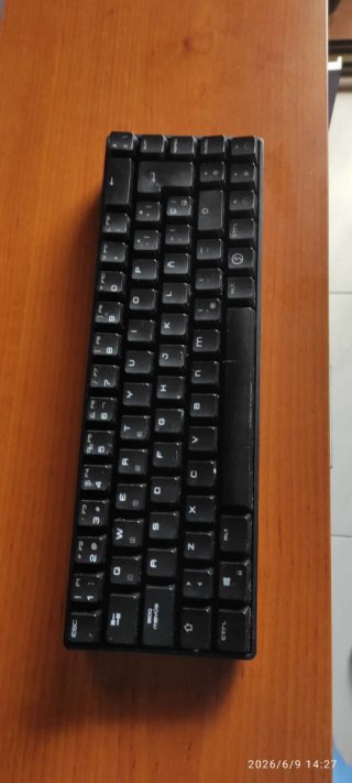 Teclado Mecánico TKL RGB