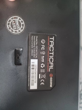 Teclado Mecánico TKL RGB