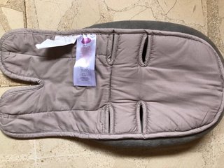Cojín reductor para silla de coche de bebé