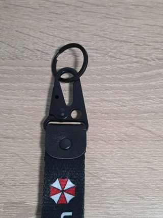 Llavero Umbrella Corporation Negro