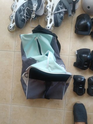 Patines Oxelo con protecciones y casco