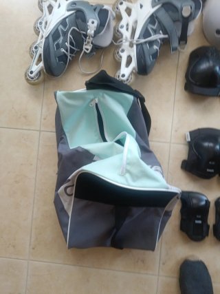 Patines Oxelo con protecciones y casco