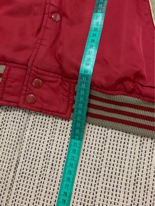 Chaqueta universitaria vintage roja y beige
