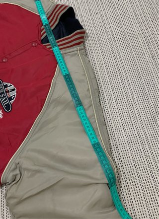Chaqueta universitaria vintage roja y beige